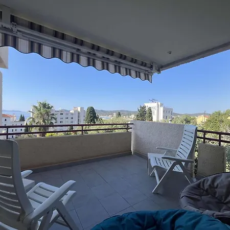 T3 Climatise Avec Vue Sur Et Acces Piscine - Fr-1-308-205 公寓