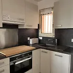 T3 Climatise Avec Vue Sur Et Acces Piscine - Fr-1-308-205 Apartman *