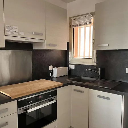 T3 Climatise Avec Vue Sur Et Acces Piscine - Fr-1-308-205 Apartment *